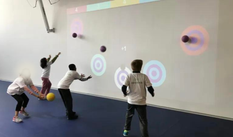 Mur interactif Lü UNO application MIRE sport numérique ludique gymnase interactif Châlons en Champagne