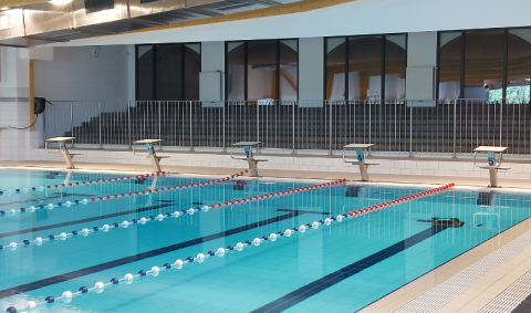 Equipements pour la piscine de Ferrières