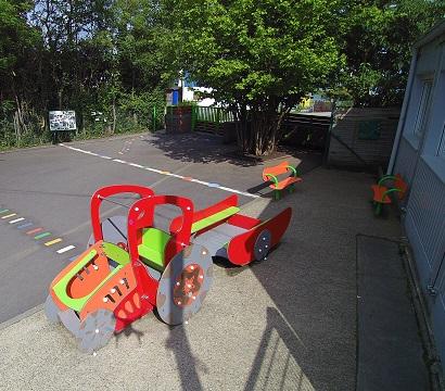 Module de jeu tracteur pour cour de récré