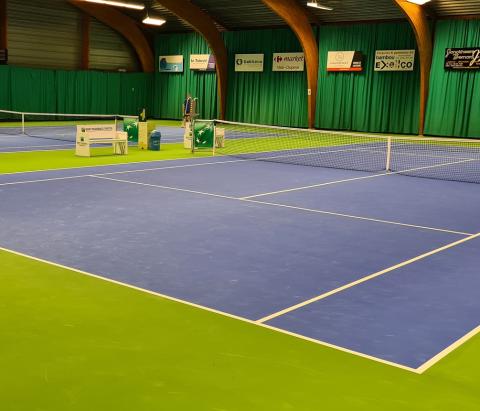 Nouveau revêtement pour la pratique du tennis indoor