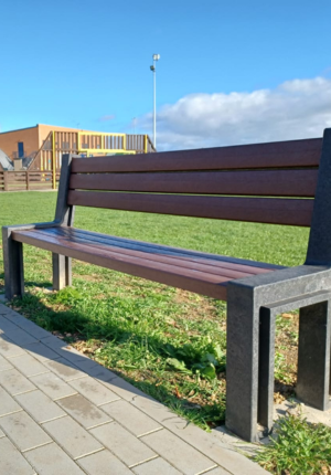 banc recyclé à Grâce-Hollogne