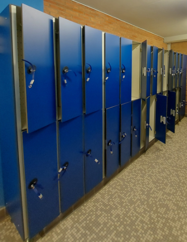 Casiers pour les vestiaires de la piscine de Seraing