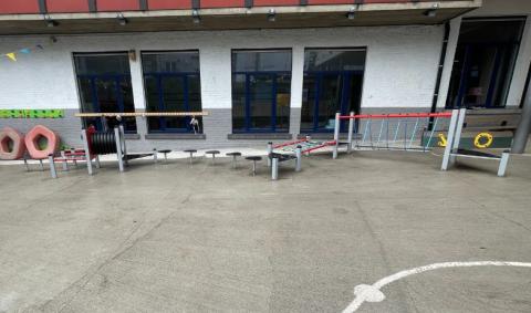 nouveau module d'équilibre pour la cour de récré